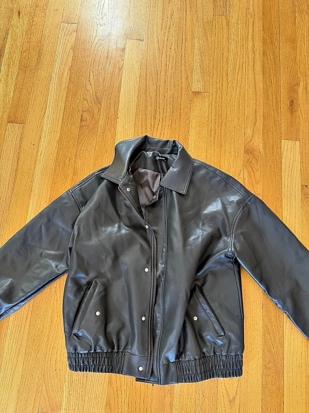 PrettyGarden Faux Leather Bomber Jacket in Black Size Medium